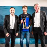 Night of the Champions: ADAC Vorstand Dr. Dieter Nirschl, Jonas Karklys und  ADAC Ehrenpräsident Hermann Tomczyk (v-l)