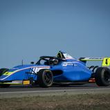 #4 Finn Wiebelhaus / ADAC Formel Junior Team / Lédenon (F), Foto: KSP
