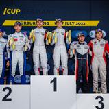 Am Nürburgring holten Dienst/Besler einen von insgesamt vier Siegen