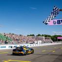 Der Inder Arjun Maini holte das erste Podium mit dem Ford Mustang GT3