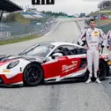Colin Bönighausen und Leo Pichler teilen sich einen Porsche (Foto: razoon - more than racing)