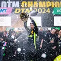 Die DTM-Stars jubeln auch zukünftig mit Schaumwein von Schumacher Selection