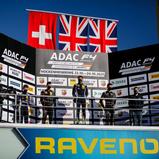 Podium Rennen 2