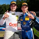 Ben Dörr und Guilherme de Oliveira strahlen nach ihrem Sieg