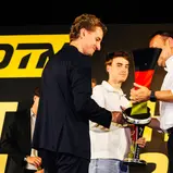 Tim Zimmermann, Leyton Fourie, ADAC Vorstand Dr. Dieter Nirschel (v-l)