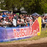 Besucher an der Strecke beim ADAC MX Masters in Dreetz