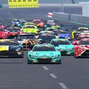 Das Feld der DTM eSports Championship startete auf den Lausitzring in sein zweites Rennen