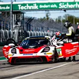 #14 Simon Birch (DNK) / Leo Pichler (AUT) / razoon - more than racing / Porsche 911 GT3 R (992), Lausitzring