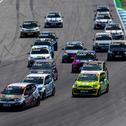 Alex Mohr führt das Feld des ADAC Tourenwagen Junior Cup an (Foto: ADAC Tourenwagen Junior Cup)