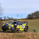 Philip Geipel und Co-Pilotin Jennifer Lerch gewannen die ADAC Rallye Erzgebirge souverän