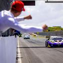 Team Emil Frey Racing siegt bei wechselhaften Bedingungen in Zandvoort