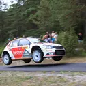 Dominik Dinkel verteidigt seine Meisterschaftsführung bei der ADAC Rallye Wartburg