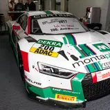Im ADAC GT Masters 2017 dabei: der Audi R8 von Land-Motorsport