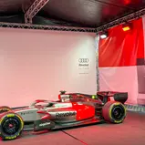 Im Fahrerlager gab es ein Audi R26 Showcar zusehen