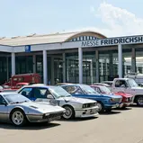Vom 12. bis 14. Juni können Besucher der Klassikwelt Bodensee ihre historischen Fahrzeuge kostenlos auf der ADAC Oldtimer-Parkarena präsentieren. (Foto: KLASSIKWELT BODENSEE, Messe Friedrichshafen)