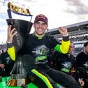 Ayhancan Güven freut sich über seinen ersten DTM-Titel