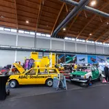 In Halle A3 stehen die Oldtimer-Experten vom ADAC für Fragen rund um historische Mobilität zur Verfügung.
