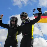 Würdiger Europameister: Timo Schulz und Copilotin Maresa Lade lassen sich im Ziel feiern