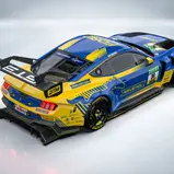 In den Farben von DTM-Partner Ravenol tritt Arjun Maini in der DTM 2025 an (Foto: HRT Ford Performance)