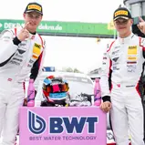 Die Sieger: Leo Pichler und Simon Birch von Razoon – more than racing
