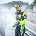 Großer Jubel bei Nicki Thiim über den ersten DTM-Sieg seiner Karriere