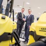 Christian May, Geschäftsführer der Alfred Kärcher Vertriebs-GmbH, Lars Soutschka, ADAC Leiter Motorsport und Klassik