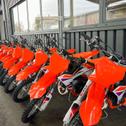 Die ADAC MX Academy erhielt von KTM 70 neue Kinder-Motorräder