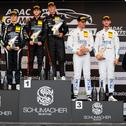 Das Podium des Samstagrennens in der Eifel