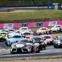 Sieg für den Toyota GR Supra GT4 von Lucas Cartelle und Hudson Schwartz