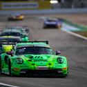 Highlight am Stand des ADAC: Der Porsche 911 GT3 R von DTM Champion Ayhancan Güven