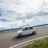 Im kultigen Renn-Look: Der Fiat 600D