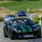 Vom Sportwagen bis zum Alltagsklassiker: Das Starterfeld der ADAC Youngtimer Tour Bodensee 2026 ist bunt gemischt.