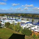 Der Servicepark der CER kehrt nach Passau zurück. Das Messegelände Kohlbruck bildet jeweils den Start- und Zielort der Tagesetappen