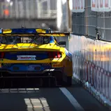 Für die DTM-Piloten wie Arjun Maini geht es am Norisring dicht an Mauern entlang 
