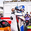  Großer Jubel: Jannes Fittje und Nico Menzel sind neue Tabellenführer im ADAC GT Masters