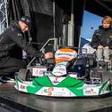 Maro Engel präsentierte das E-Kart des Inklusionsprojekts United in Dreams