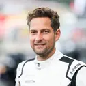 Alfred Renauer fährt gemeinsam mit Felix Neuhofer im Porsche 911 GT3 R