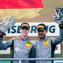 Großer Jubel bei Benjamin Sylvestersson (li.) und Gabriele Piana