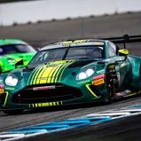 Insgesamt stehen sieben DTM Boliden in Essen. Zum ersten Mal dabei: Aston Martin Vantage GT3