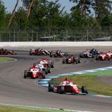  20 Fahrer aus 14 Nationen gingen im vierten Saisonrennen auf dem Hockenheimring an den Start