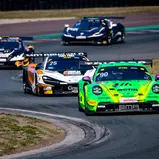 #90 Ayhancan Güven (TUR / Porsche 911 GT3 R / Manthey EMA), Oschersleben