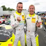 Großer Jubel bei Hendrik Still (li.) und Max Kronberg
