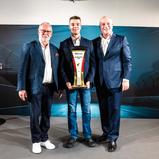 Dr. Hilmar Siebert (Vizepräsident ADAC e.V.), Cedric Fuchs, Dr. Claudius Leibfritz (Vorstand ADAC SE), ADAC GT4 Germany Gala, Hockenheim