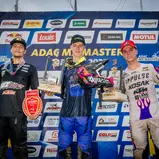 Tageswertung beim ADAC MX Youngster Cup v.l.n.r.: Quentin Prugnieres ( Frankreich / KTM / WZ‐RACING KTM ), Mads Fredsoe Sorensen ( Dänemark / Husqvarna / CAT MOTO BAUERSCHMIDT HUSQVARNA ) und Bradley Mesters ( Niederlande / KTM / KOSAK RACING TEAM )