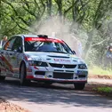 Patrik Dinkel siegt in der Klasse NC1 und bleibt punktgleich Tabellenführer des ADAC Rallye Masters