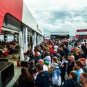 Im Servicepark in Passau und an den Zuschauerpunkten dürfen sich die Besucher bei der Central European Rallye auf viele Attraktionen freuen