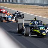 US Racing belegt Rang zwei in der Team-Wertung