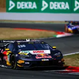 Erstes Podium in der laufenden Saison für Lamborghini-Pilot Luca Engstler 