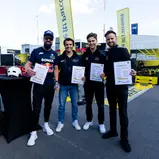 Meisterten den „ADAC Move it! Fahrrad-Parcours“: Nicki Thiim, Gilles Magnus, Morris Schuring und Jules Gounon (l-r)