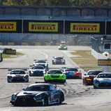 Erster Saisonsieg für Valente und Aron im Mercedes-AMG GT3